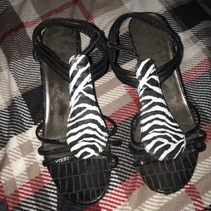 Small heels/wedge dress shoes. zebra print.